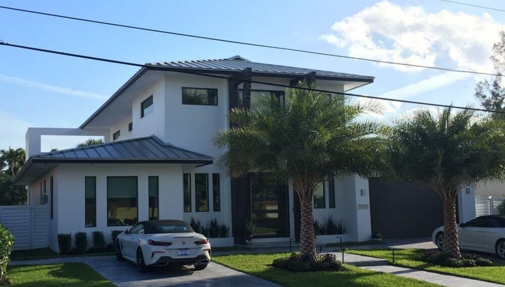 Home engineered for Florida HVHZ hurricane conditions